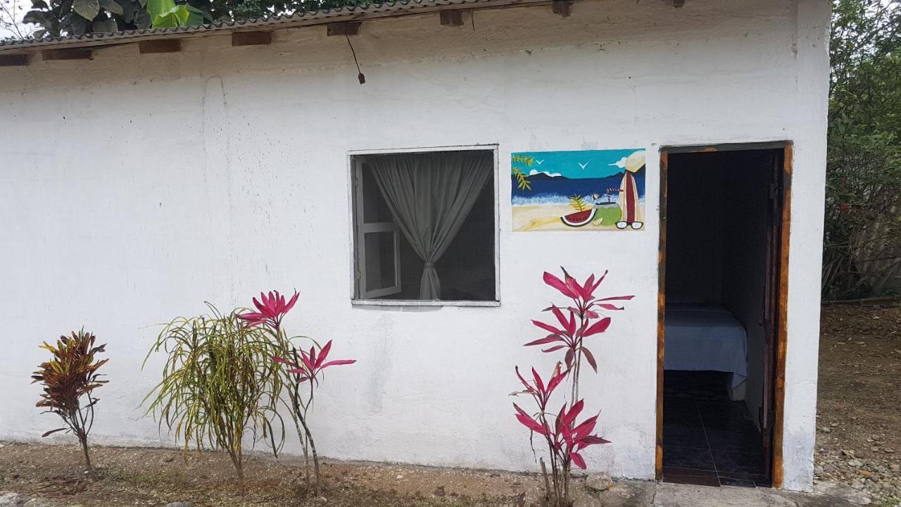Montanita Garden Hostal Екстериор снимка
