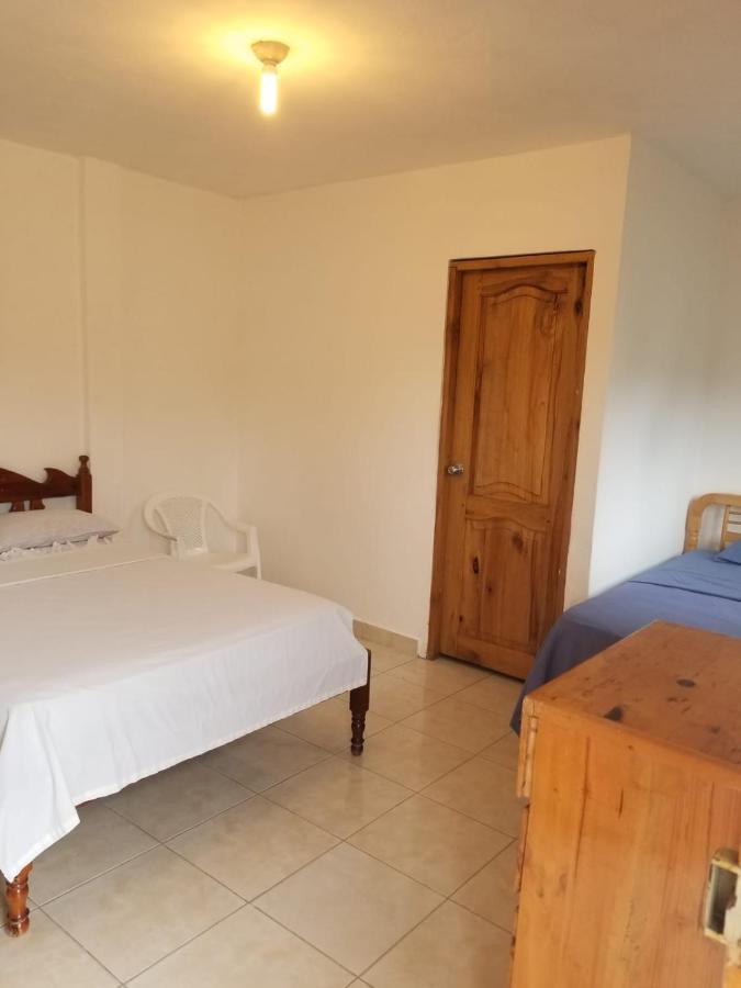 Montanita Garden Hostal Екстериор снимка