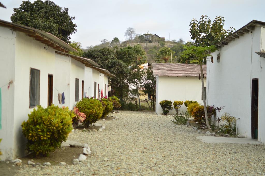Montanita Garden Hostal Екстериор снимка